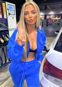 Проститутка Настя +79811363384 с 2 размером груди предлагает профессиональные секс и интим услуги возле метро Парк Победы в городе Санкте-Петербург - фото 2